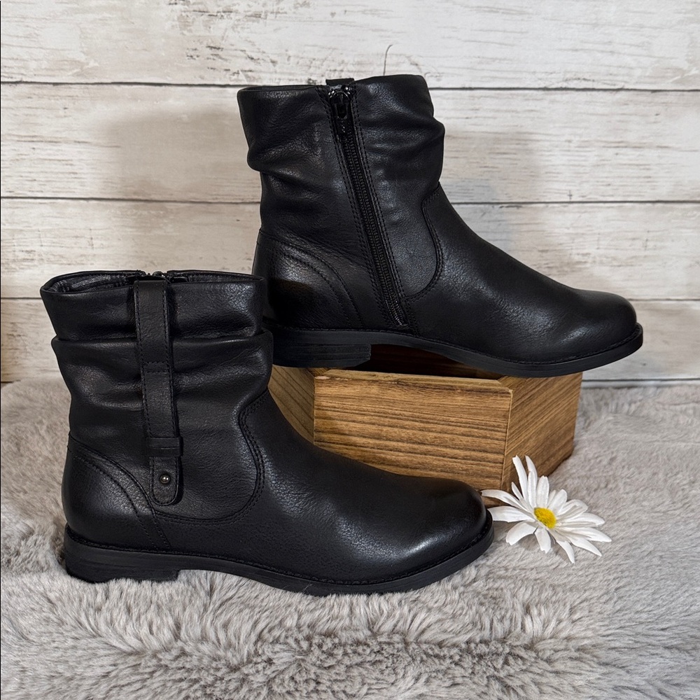 Abeo Black Leather Buckle Boots